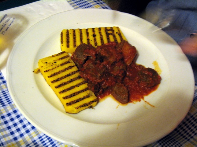 6232675-Horse_meat_stew_Padova